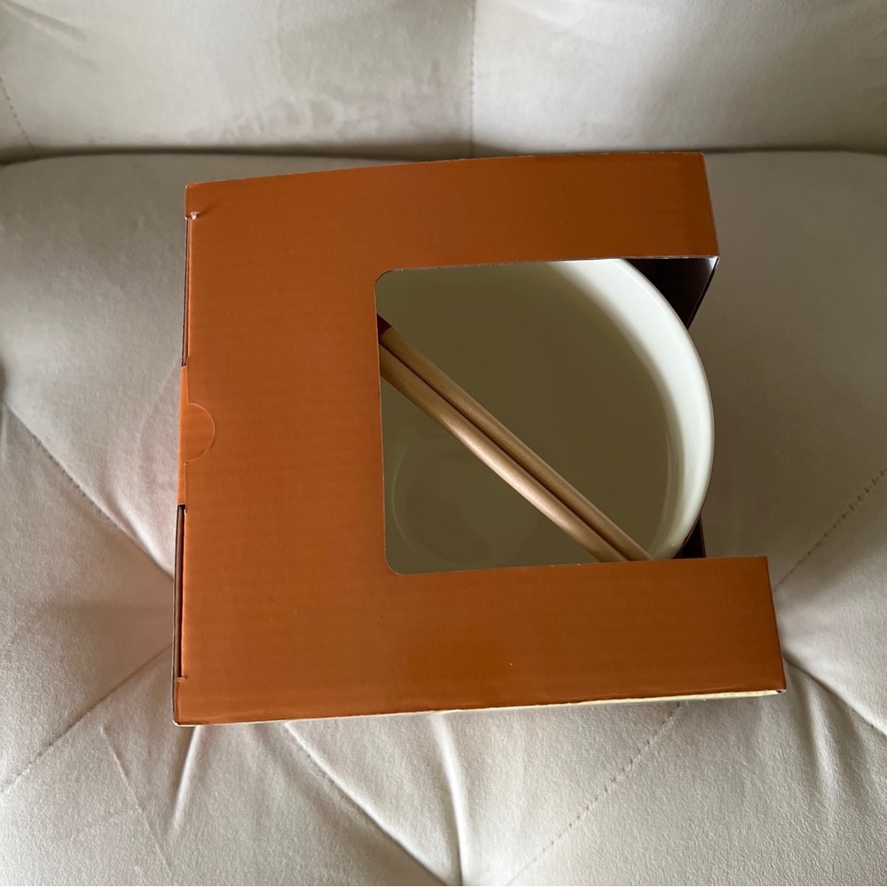 MARUCHAN Ramen Noodle Bowl with Chopsticks - Picture 4 of 4